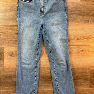 Good American Always Fits Good Leg Jeans